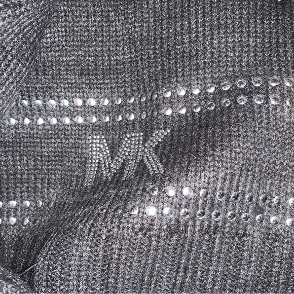 MK HAT AND SCARF SET - Picture 2 of 5